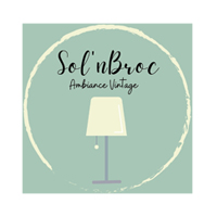 Solène TOLMONT<br />
Décoration / Brocante<br />
Relooking de meubles sur mesure